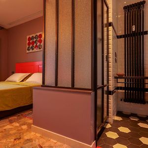 Kamer met een Queen Size Bed